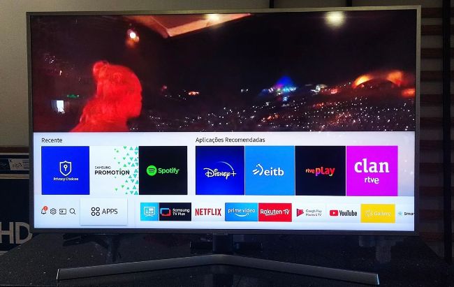 Écran plat Smart Tv 50 pouces Samsung 7 Série 