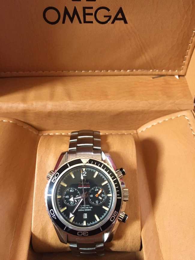 Montre OMEGA : collection Seamaster planet ocean 