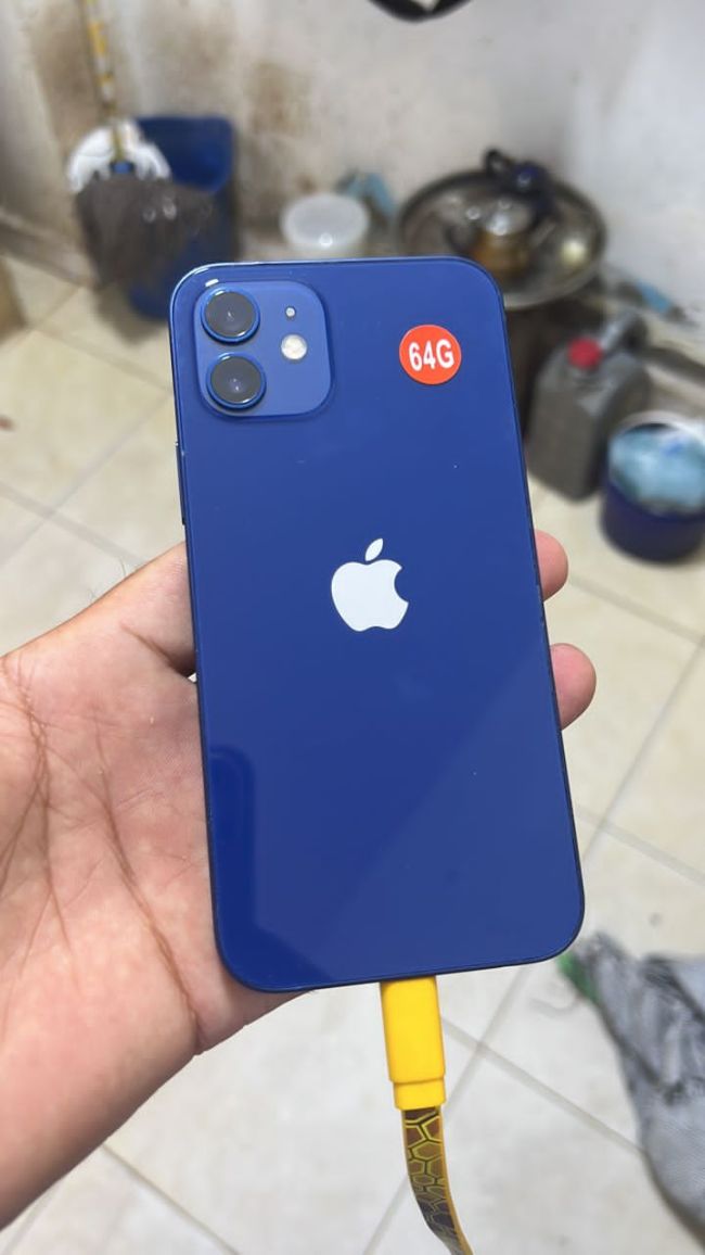Iphone 12 bleu