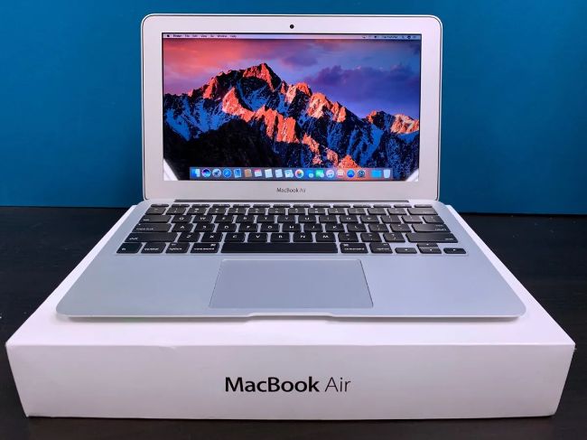 Macbook Air 2015 core i5  Batterie 8 heures 