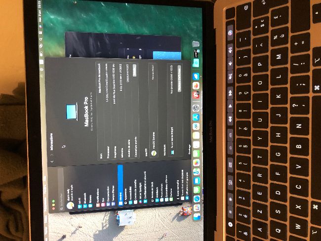 MacBook Pro 2020 Touch Bar 