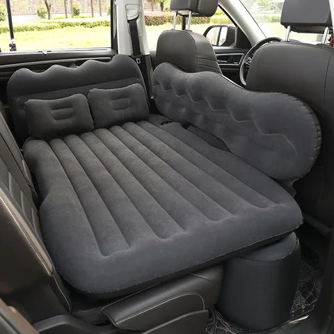سرير للإستعمال في السيارة